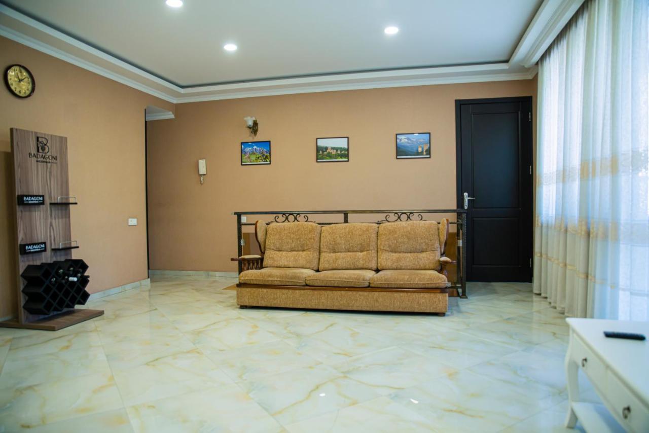 Midtown-Vera Tbilisi Exterior foto
